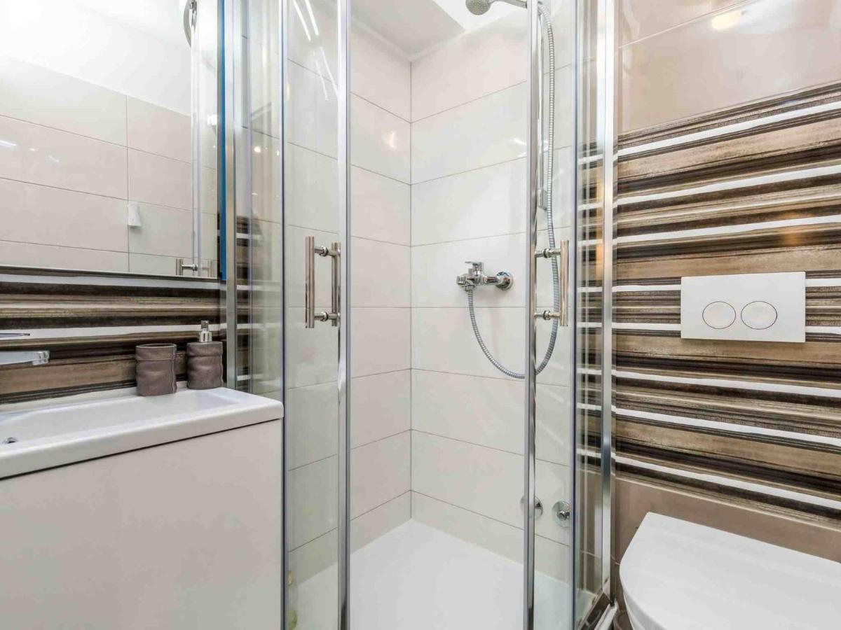 Srok Apartments With Pool Kastav Quarto foto